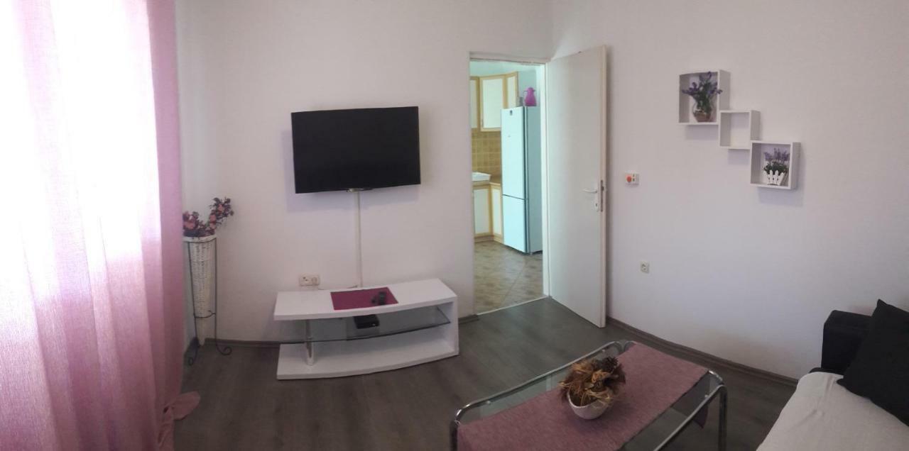 Apartmani Ivana Lopar Bagian luar foto