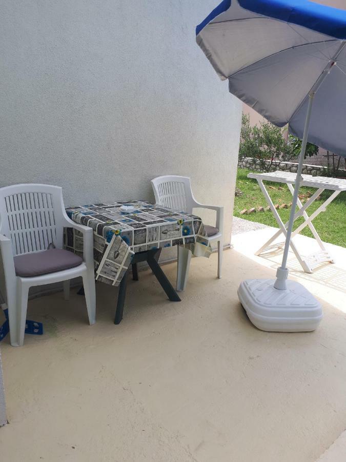 Apartmani Ivana Lopar Bagian luar foto