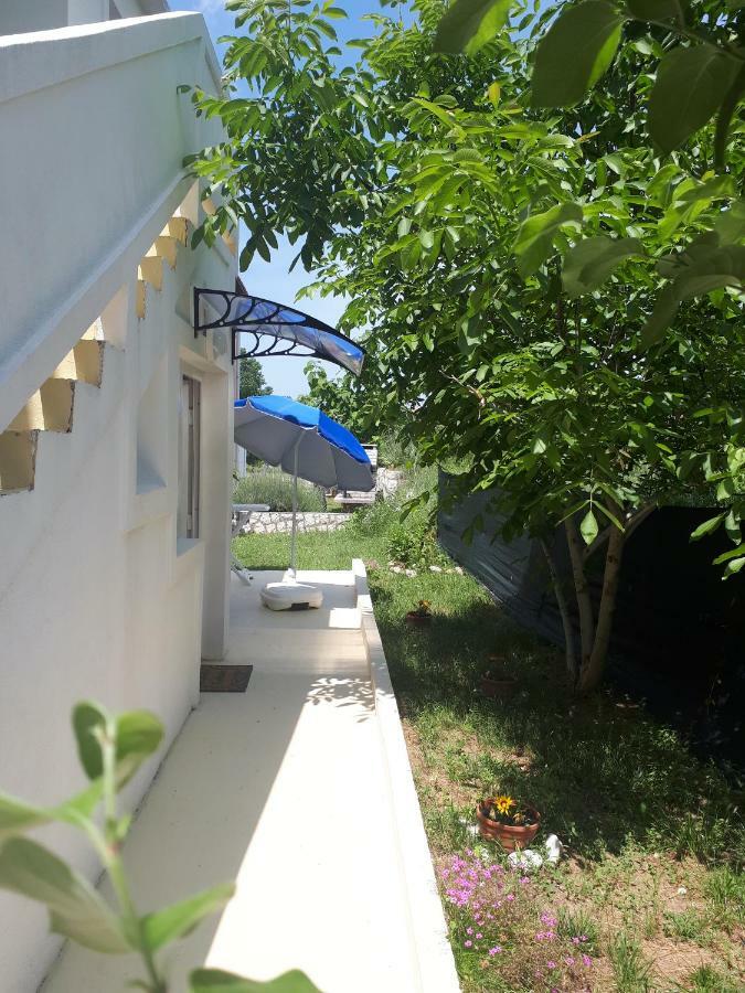Apartmani Ivana Lopar Bagian luar foto